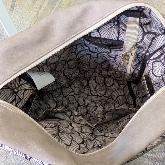 Petunia Picklebottom Boxy w/ Extras - Picture 11 of 16